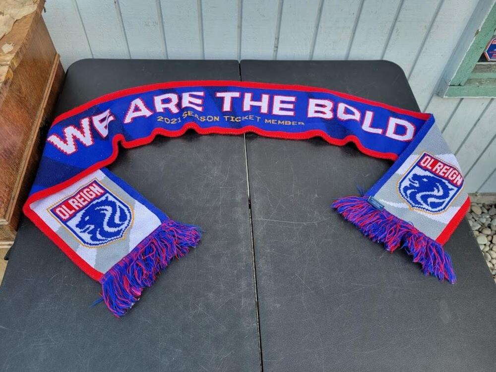 OL Reign Scarf 2021 Season Ticket Member Blue Red NWSL Soccer Diehard Custom
